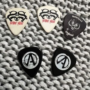 Stone sour and atreyu guitar picks